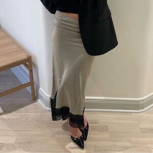 DJERF AVENUE - Dream Skirt (Remake) w/black lace trim - Small